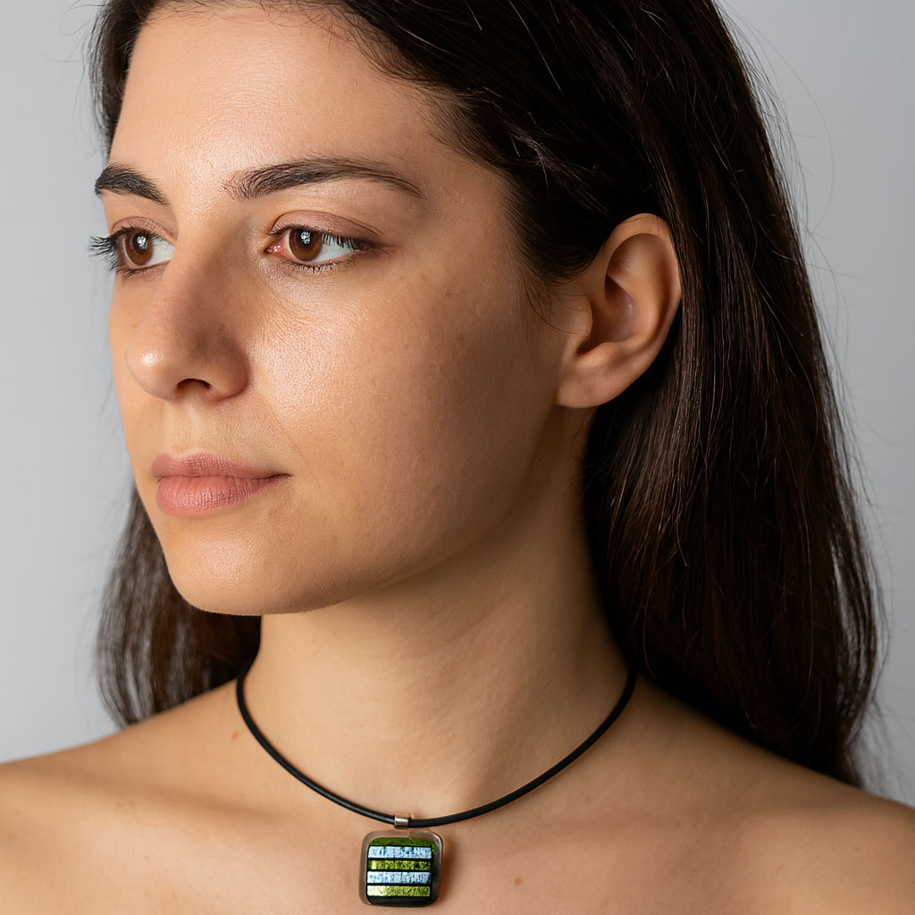 arnstadt-kristall-glasschmuck-kette-leder