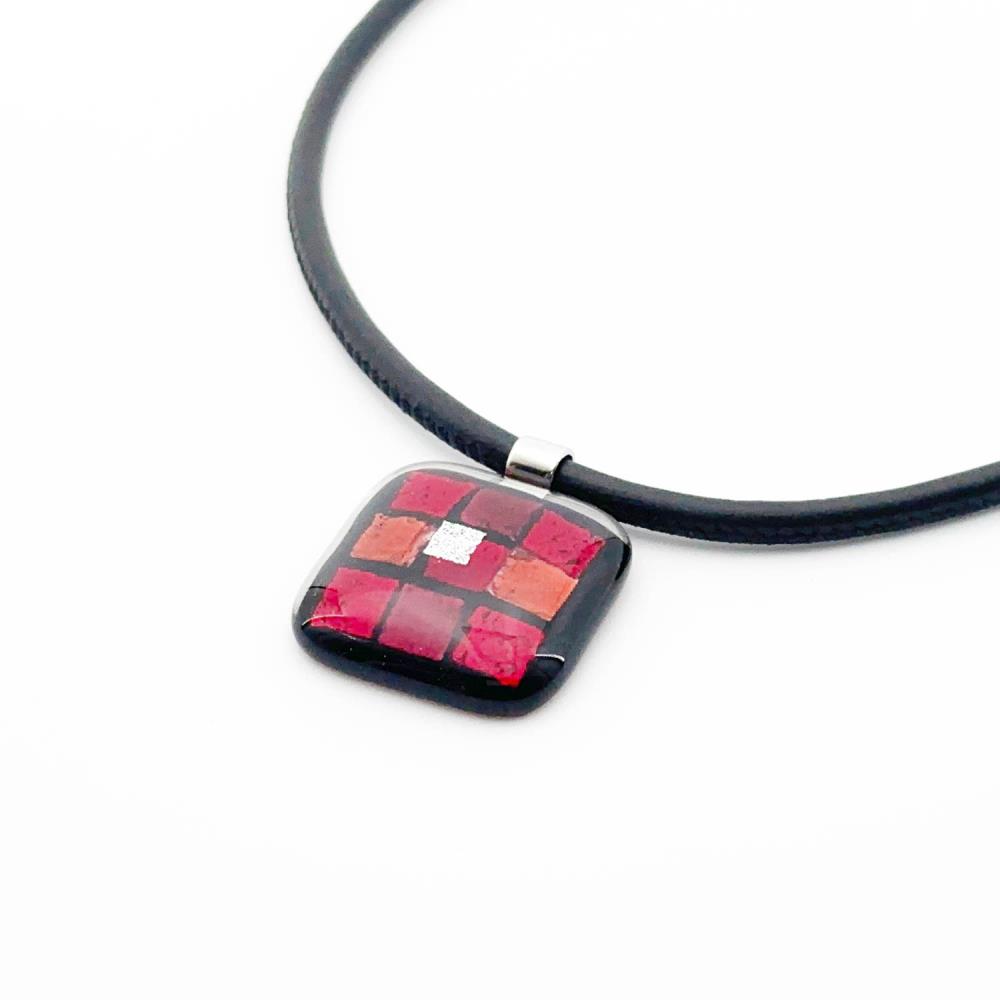 Flame Kette+Anhänger Glasschmuck Leder eckig